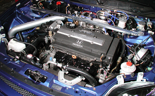 Honda Civic engine bay